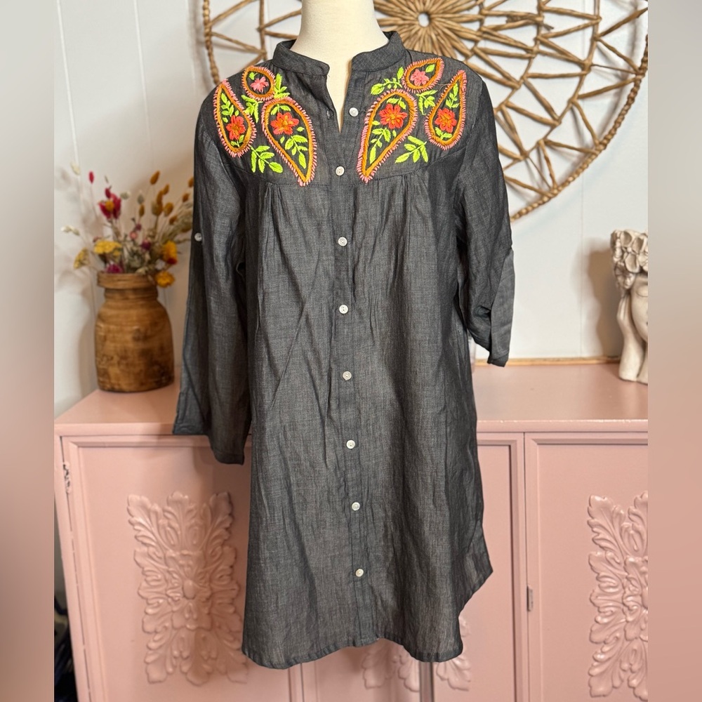 Velzera Charcoal 2XL Tunic with Floral Embroidery
